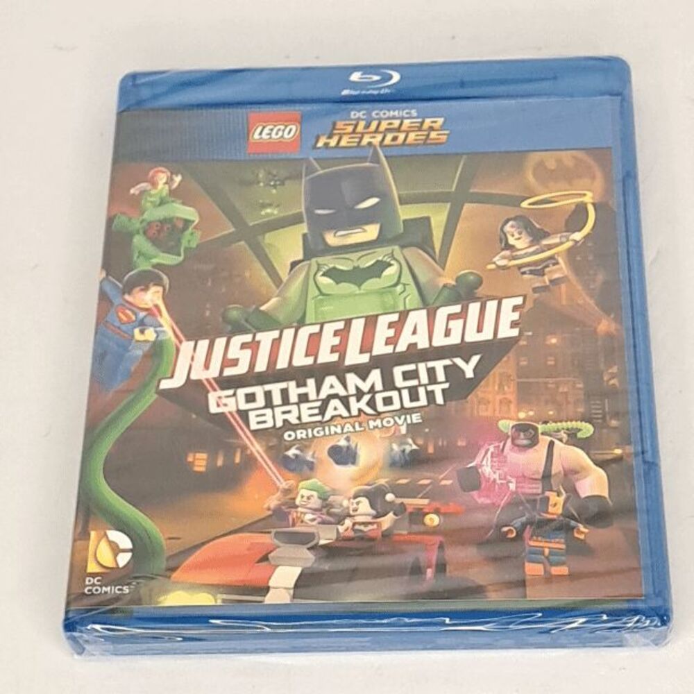 LEGO DC Comics Super Heroes Justice League Gotham City Breakout Blu-ray NEW